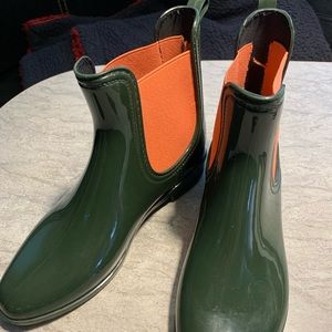 Ankle rain boots